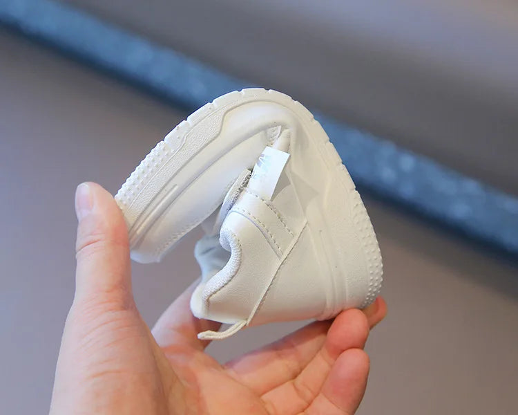 Baby Kind Frühling Herbst 2025 - Neu Kleine Weiße Schuhe Tenis Sneakers - Kinder Weiche Sohle Anti Rutsch Kleinkind Casual Sport