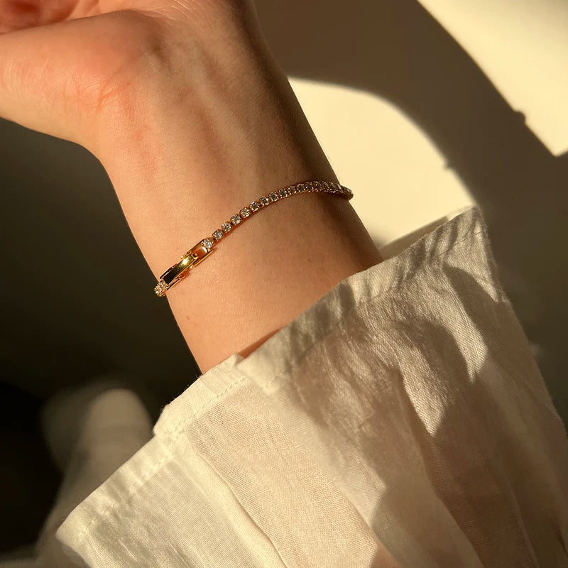 Luxus Klassisch Voller Strass 18K Gold Plattiert Armbänder Für Frauen Funkelnd Einfach Zirkon Armbänder Schmuck Geburtstag Geschenke