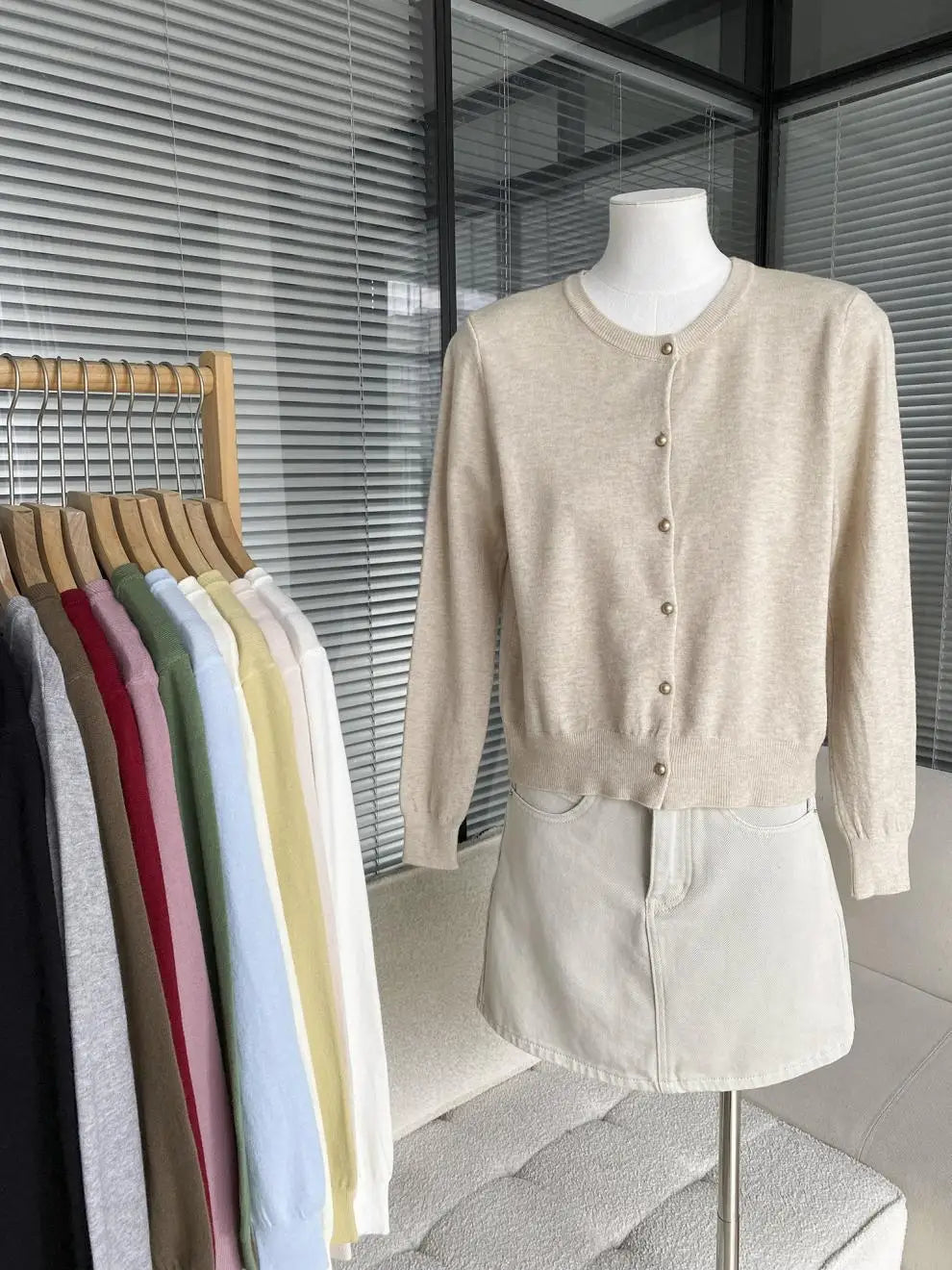 CN Guangdong Cardigan O-Kragen - Größe regulär, Leicht