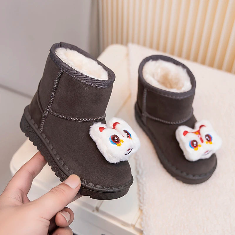 Kinder Winter Stiefel für Jungen Outdoor Neue Mädchen Schnee Stiefel Niedlichen Cartoon Mode Kausalen Kinder Outdoor Plüsch Stiefel Warme Vielseitig