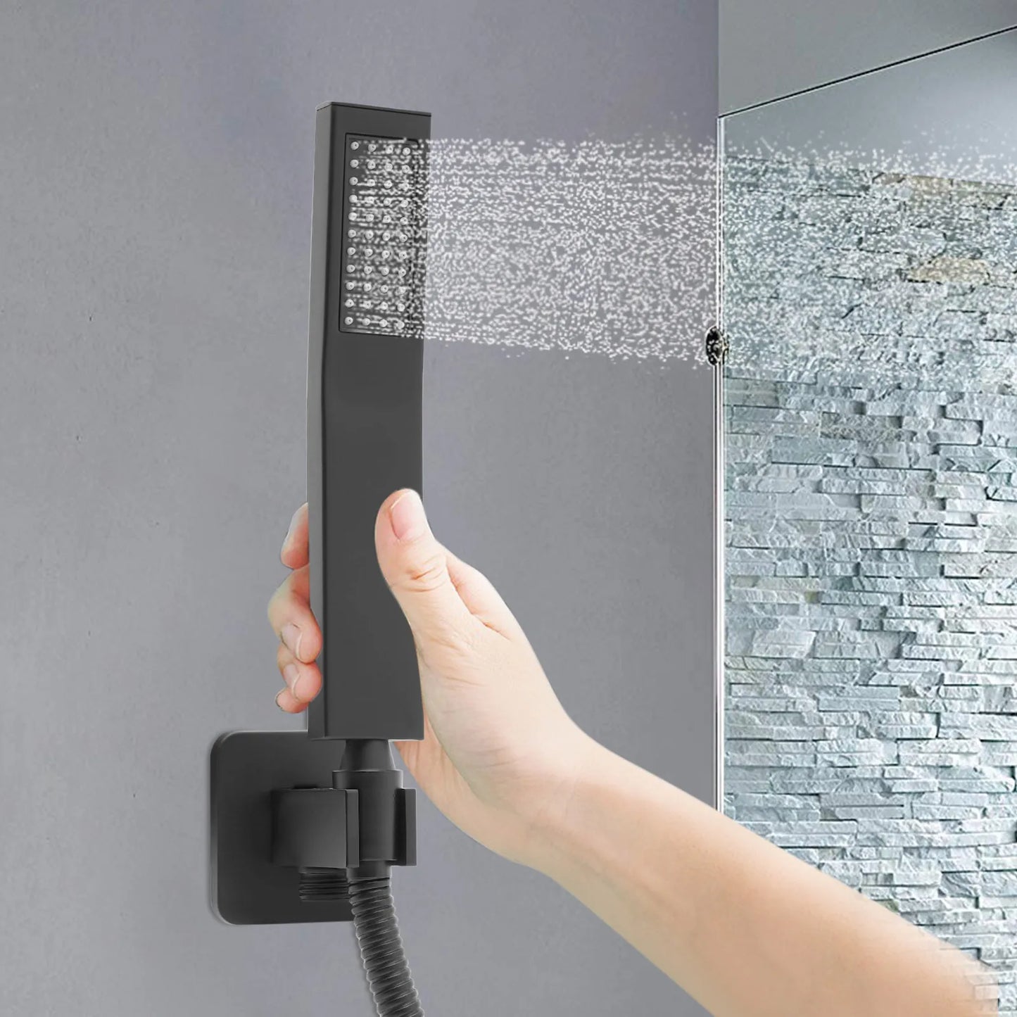 Mattschwarzes, geräuscharmes Duscharmaturen-Set mit Messing-Wandanschluss und Federschlauch