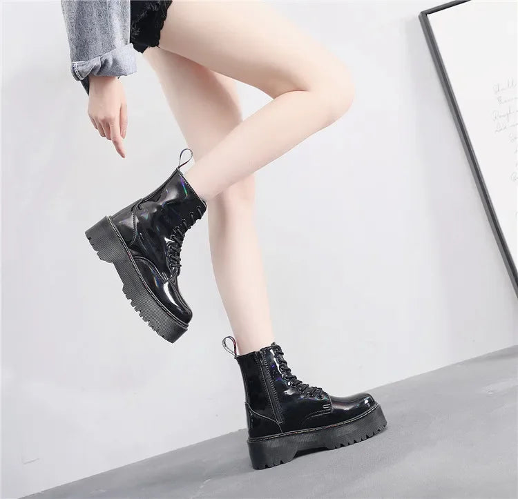 Ghete cu platformă din piele naturală CN Guangdong - Înălțimea tocului 3-5 cm, Platformă 2 cm, Mărimea EU 36-41