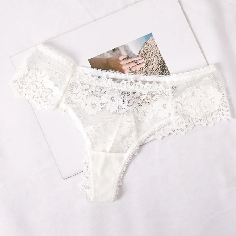 New Women elegant Lace Panties Underwear Female Low-Rise Culottes Femme Bragas Mujer Cotton Crotch Breathable Lace Lingerie Panty