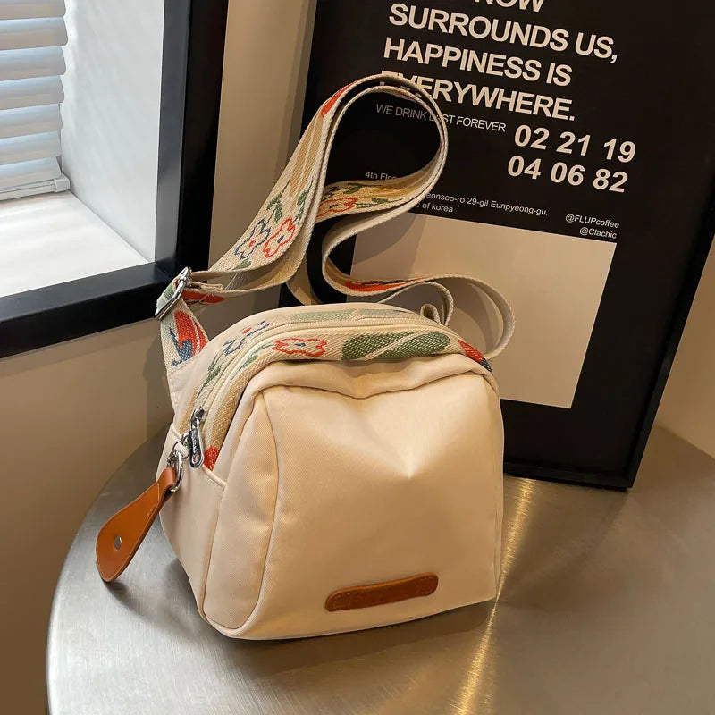 Fashion Crossbody Bags For Women Oxford Cloth Pillow Shell Shoulder Bag Large Capacity Travelling Casual Street Small Fabric Bag