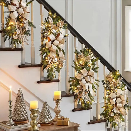 Frohe Weihnachten LED künstliche Girlande Treppenkranz Prelit Kranz Kiefernschleife Weihnachten leuchtet kabellos für Haustür Wandtreppe