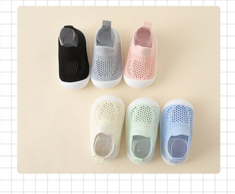 Luna Baby Weiche Sohle Mesh Atmungsaktiv - Rutschfest 22-24