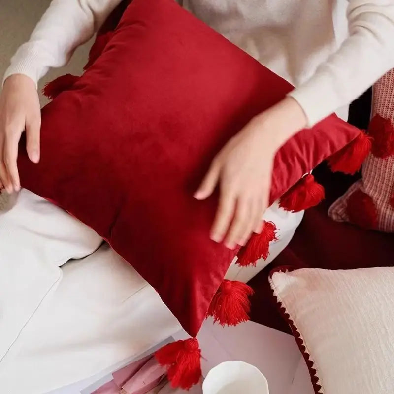 Modern Red Festive Cushion Cover Christmas Party Pillow Cover Decorative Polka Dot Tufted Tassel Velvet Pillowcase Home Decor