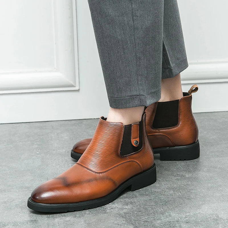 Golden Sapling Chelsea Boots Slip On - Knöchelhoch, EU Größe 42, Flacher Absatz Bequem