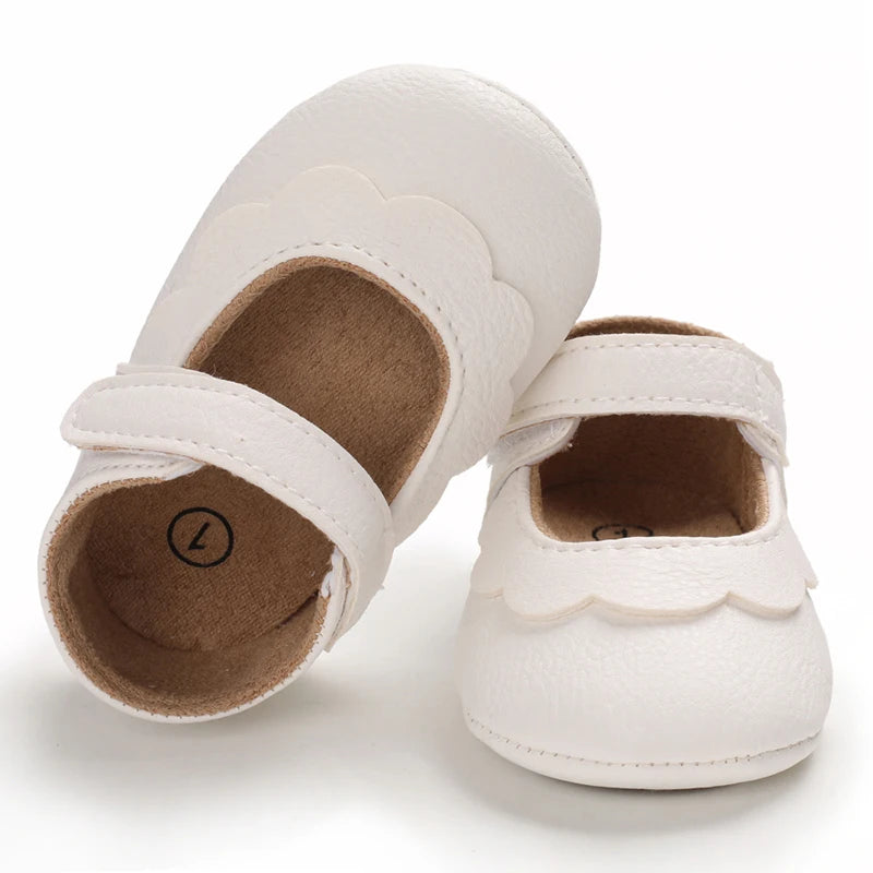 Baby Mädchen Schuhe 2025 - Fashion Einfarbig Leder Blume Prinzessin - Weiche Gummisohle Rutschfest Casual Erste Laufschuhe