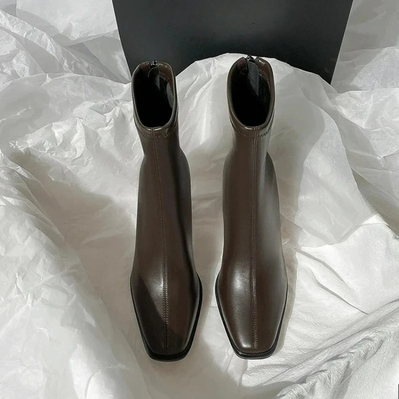 Ghete Chelsea din piele ecologică KTCZ cu fermoar, vârf pătrat - mărime EU 36-41, înălțime toc 5,5 cm, lungime ax 9 cm