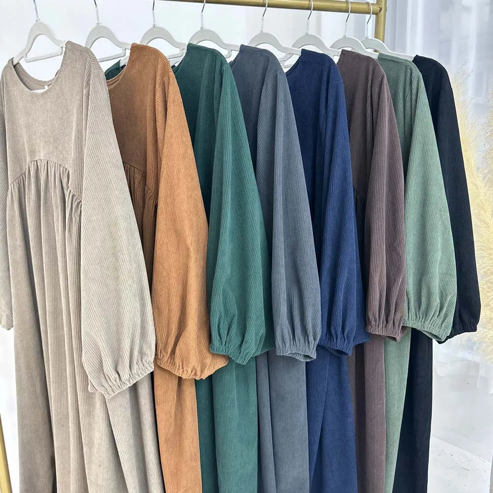 CN Zhejiang Corduroy Balloon Sleeve Abaya - Größe M Winter