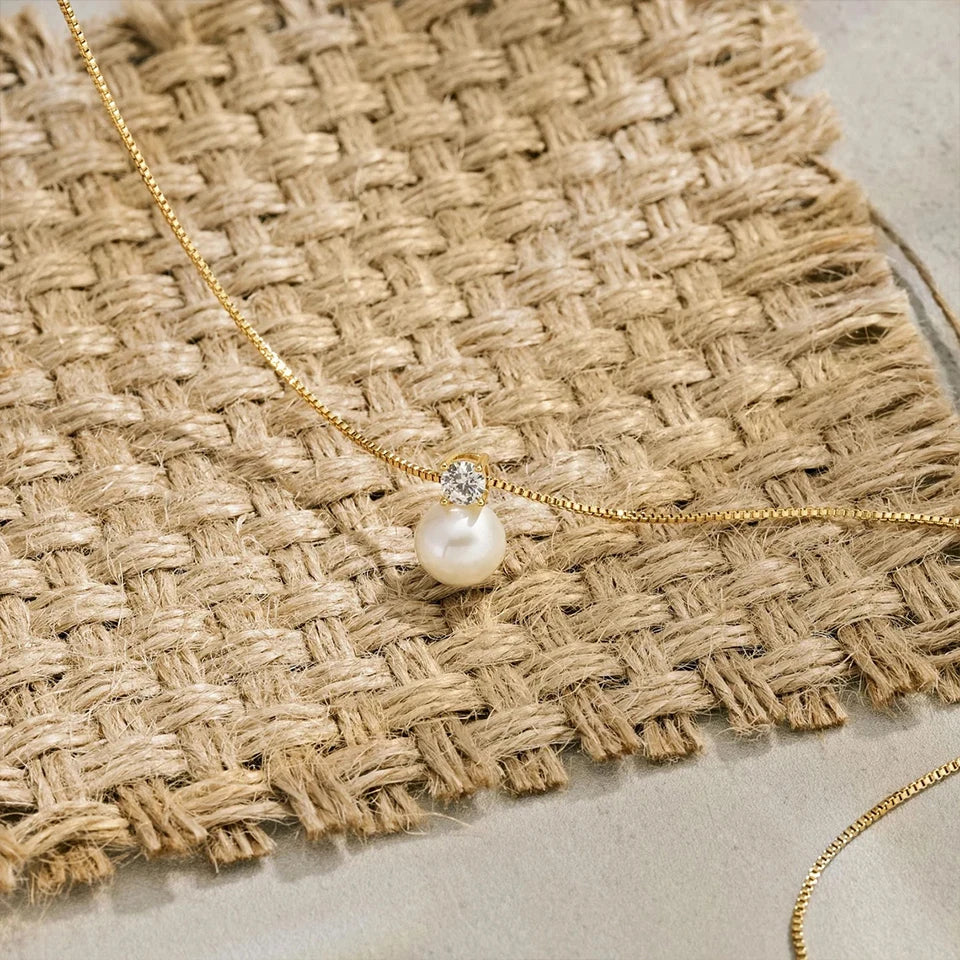 Colier scurt cu zirconiu și pandantiv din oțel inoxidabil placat cu aur eManco, accesorii pentru femei, en-gros