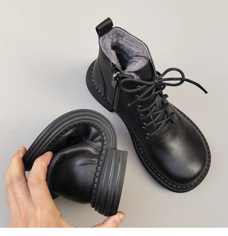 Ghete la gleznă Careaymade, piele naturală, variantă lată - mărime mare, înălțime toc 3-5 cm, căptușeală din lână