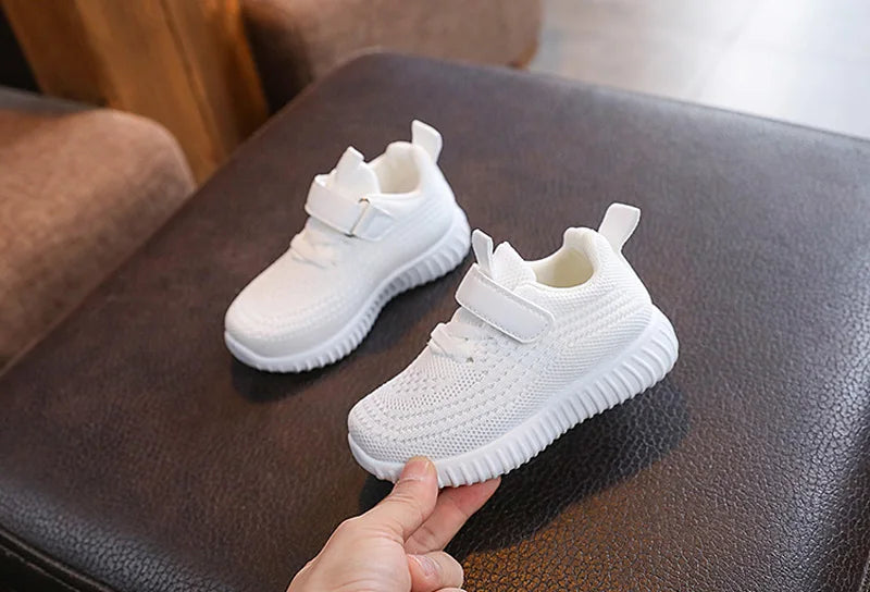 Kinder Schuhe 2025 - Frühling Sommer Kids Sneakers - Weich Atmungsaktiv Mesh Jungen Mädchen Schule Outdoor Sport