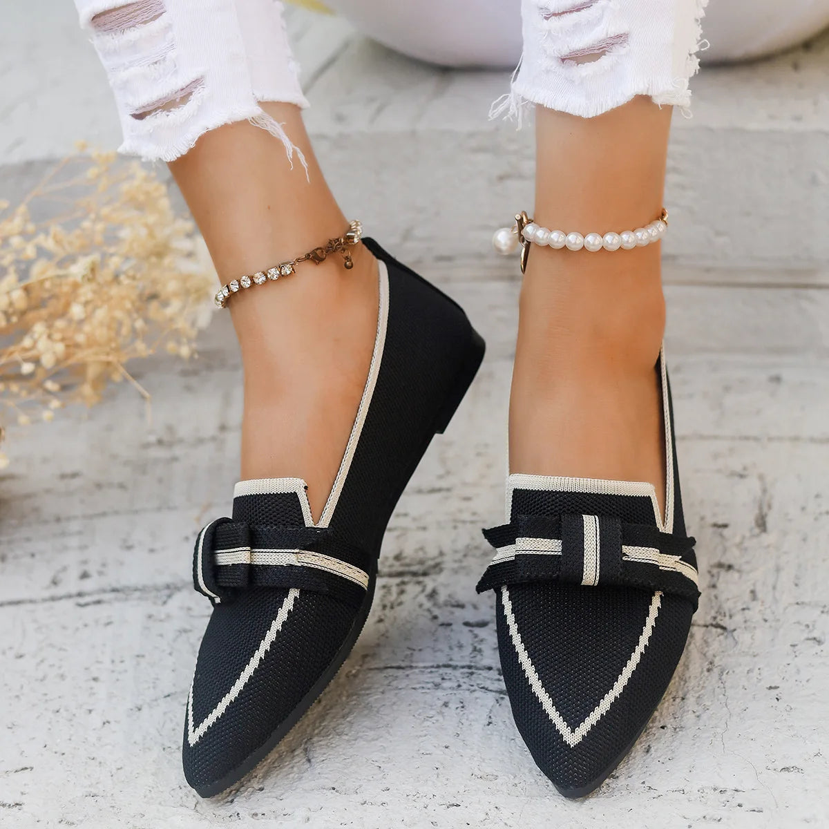 Women Flats 2024 New Knitted Slip Breathable Comfortable Solid Color Shoes Casual Pointed Toe Walking Loafers Sneakers Women