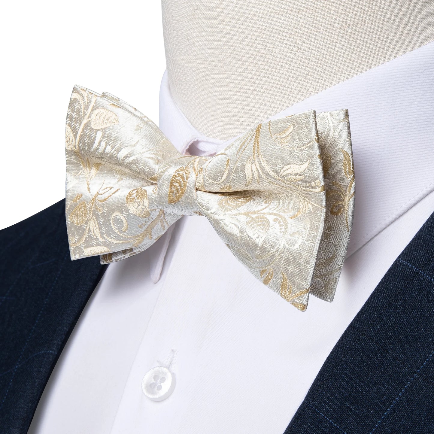 Designer Men's Silk Bowties Pocket Square Cufflink Set for Man Wedding Pre-tied Bow Ties Fashion Butterfly Knot Business Bowties