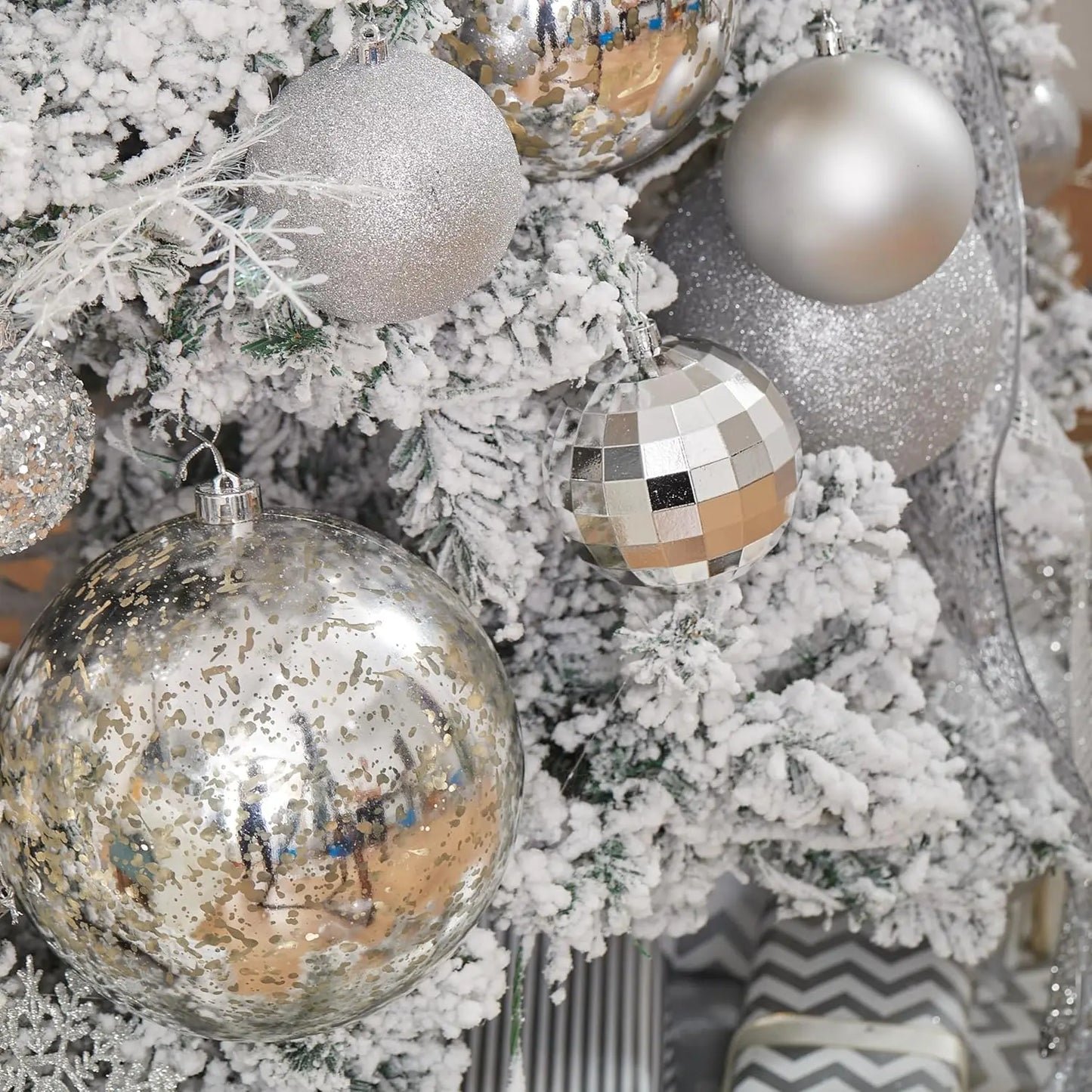 Choice Weihnachtskugeln Shatterproof - Kapazität 24 Stk, Ø4 cm