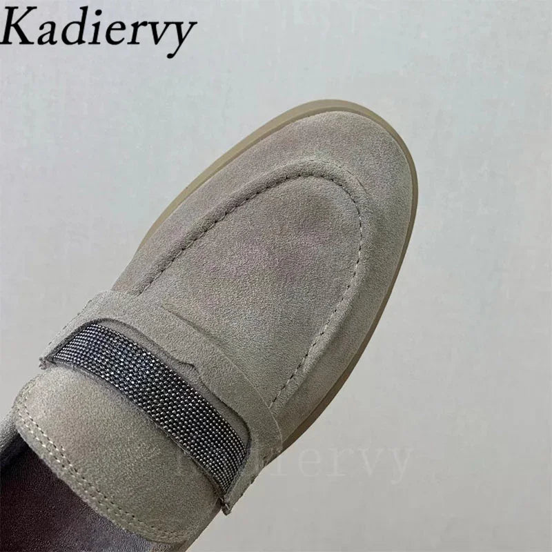 Luxus Damen Flache Schuhe 2025 - Wildleder Kette Perlen Runde Zehen - Slip-On Loafer Komfort Walking Schuhe
