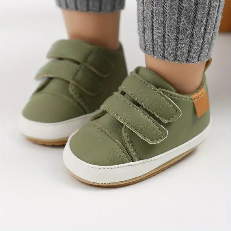 Neugeborenen Baby Schuhe 2025 - Leder Casual Rutschfest - Kleinkind Lauflernschuhe Jungen Mädchen Sneaker