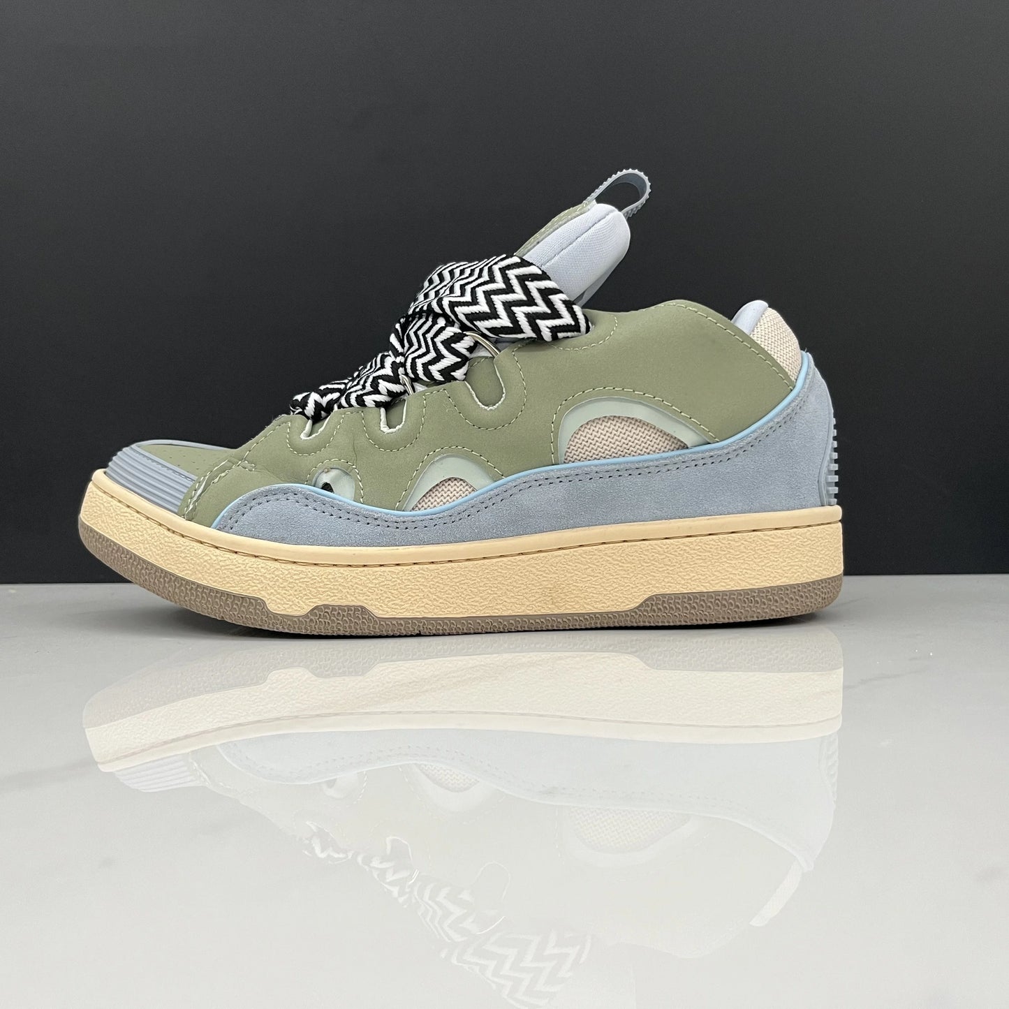 SpeedflyCN Sneaker Atmungsaktiv - Kapazität Hoch, Leistung Ausgeglichen, Größe 36-46