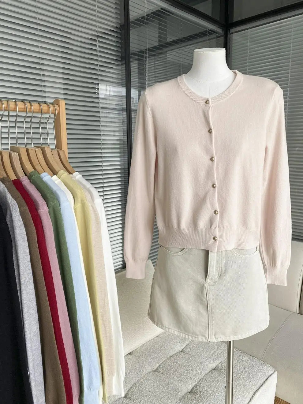 CN Guangdong Cardigan O-Kragen - Größe regulär, Leicht