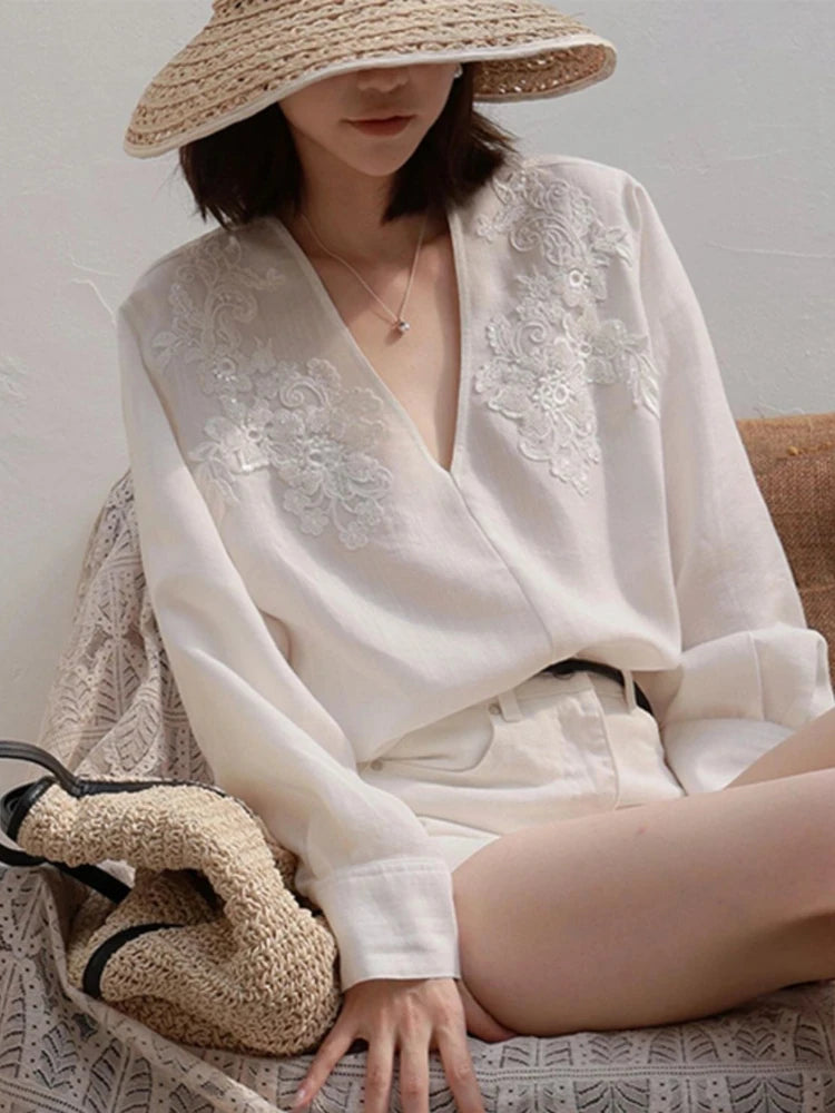 Flower Embroidery Shirt for Women 2025 Blusas Mujer De Moda Long Sleeve V Neck Blouses Chic Korean Vintage Blouse Tops Female