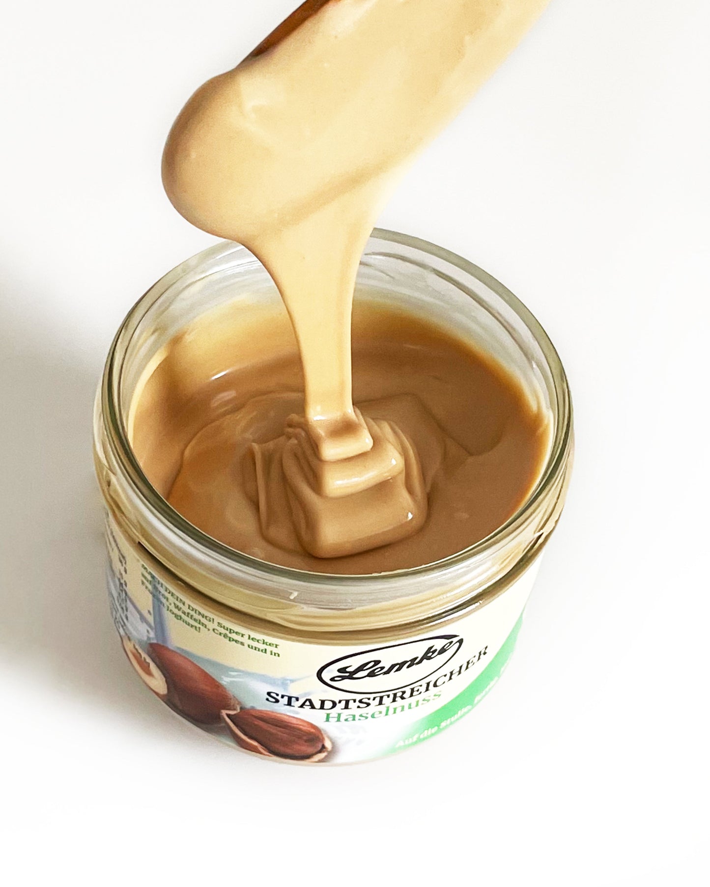 Cremă dulce cu alune de pădure City Stroller - 18% alune de pădure, borcan de 250 g, cremoasă