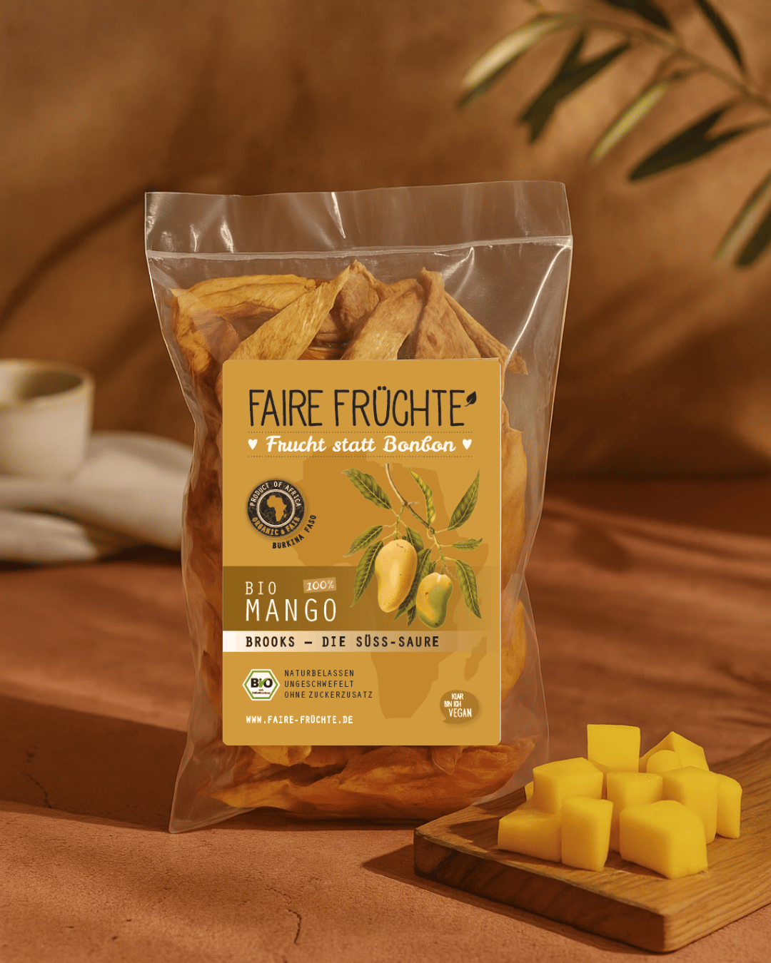 Fâșii de mango Brooks dulci-acrișoare - Greutate netă 100g Format fâșii organice Gustare exotică