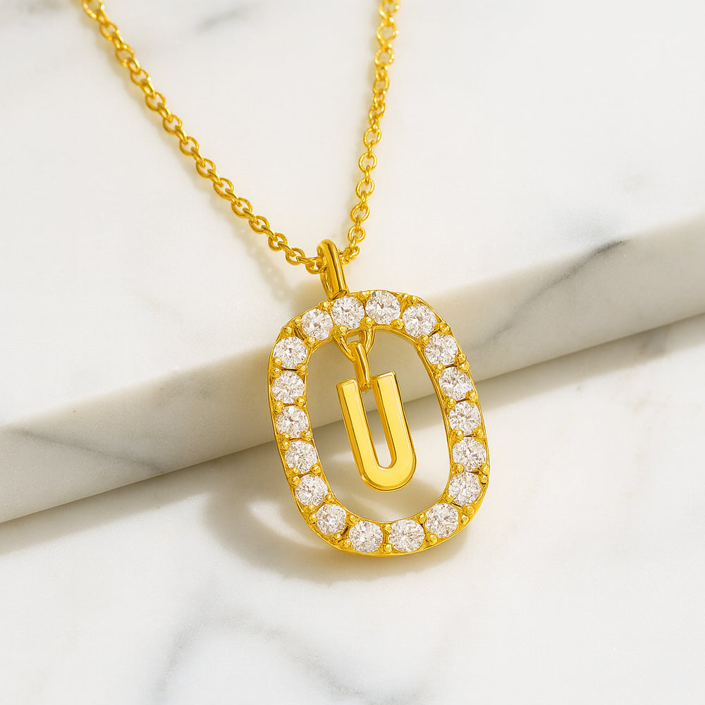 Colier cu pandantiv din argint 925, diverse litere într-un cerc cu strasuri, 45cm