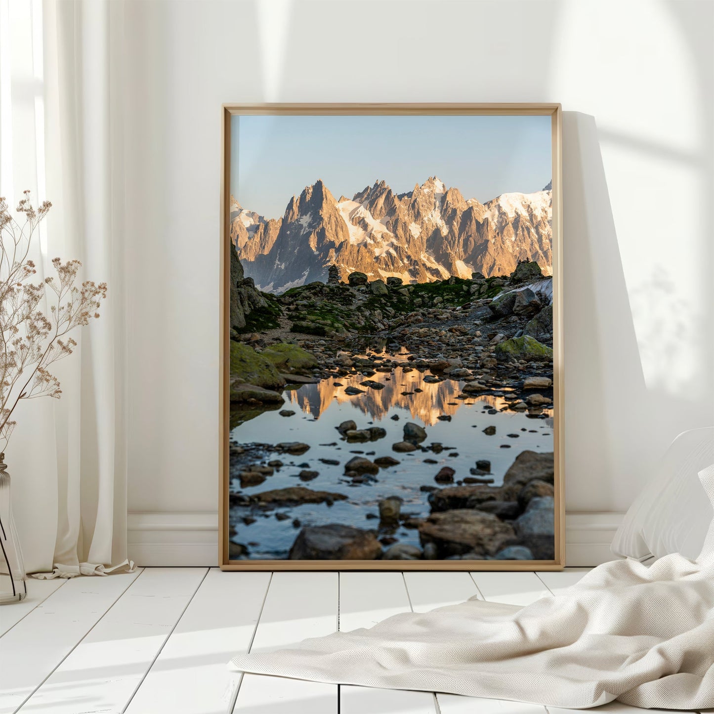 Aiguilles De Chamonix Fotoprint - Atemberaubende Berglandschaft 200GSM Ungerahmt