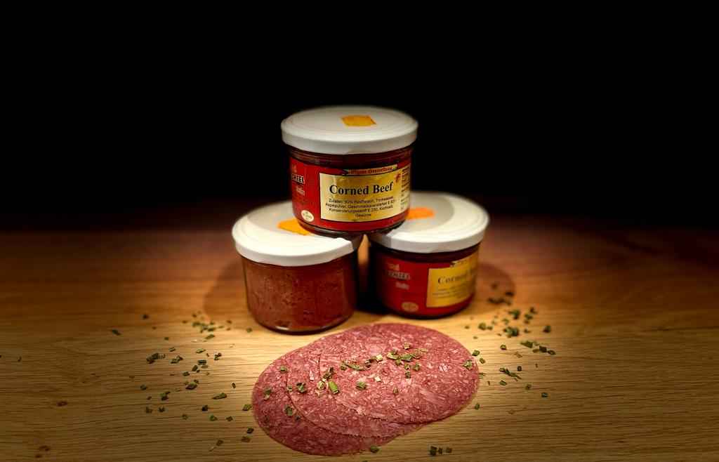 Carne de vită conservată la borcan