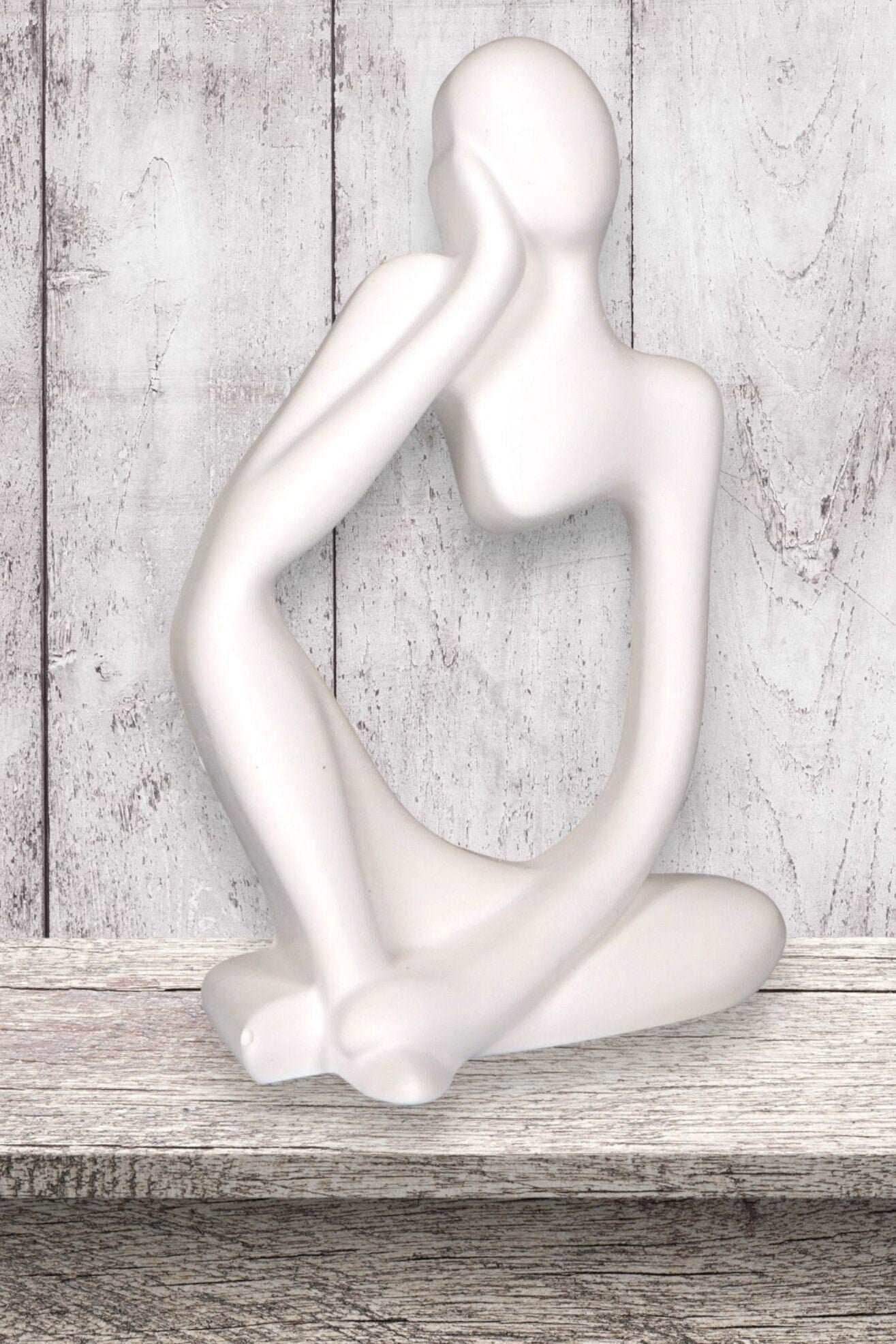 LunaK Nachdenklich Frau Handgefertigte Skulptur - Kapazität 1 Figur, Größe 20 cm