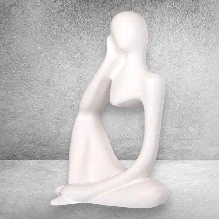 LunaK Nachdenklich Frau Handgefertigte Skulptur - Kapazität 1 Figur, Größe 20 cm