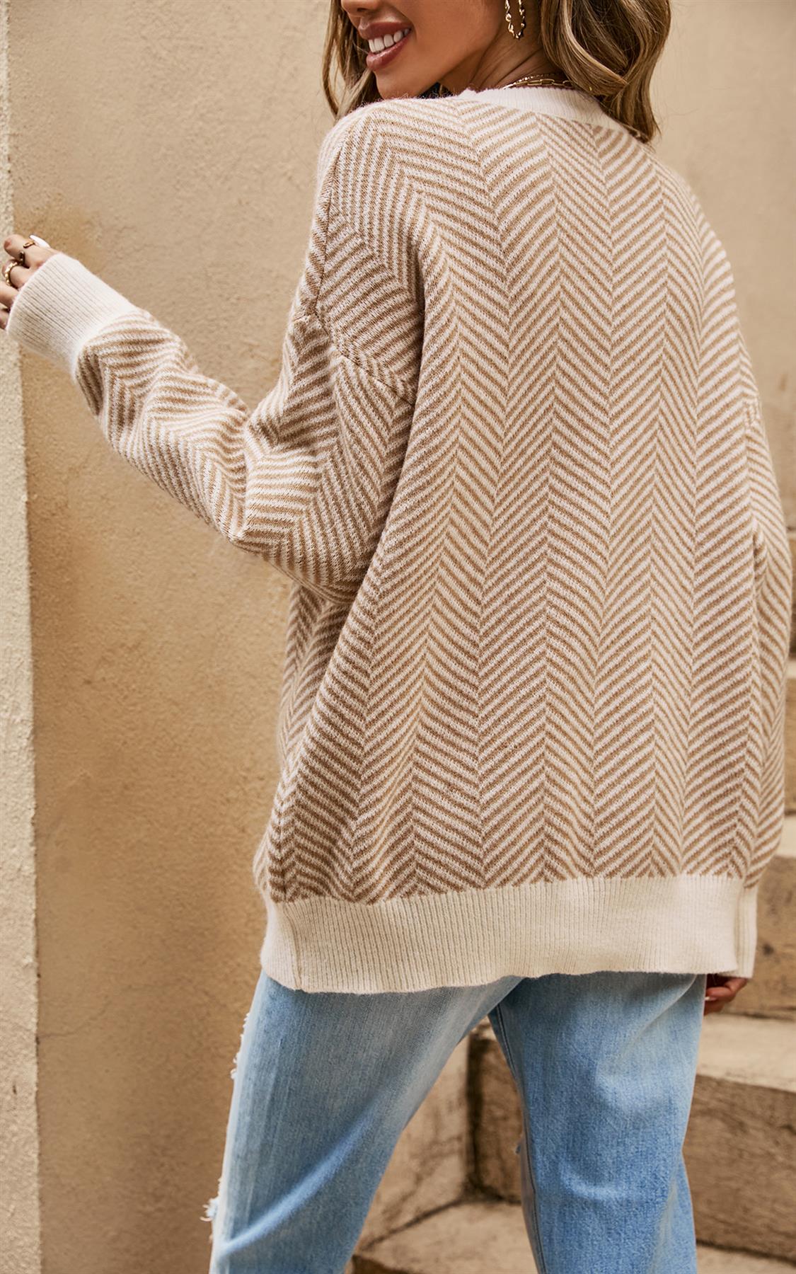 Pulover elegant tricotat cu intarsii geometrice, bej și taupe