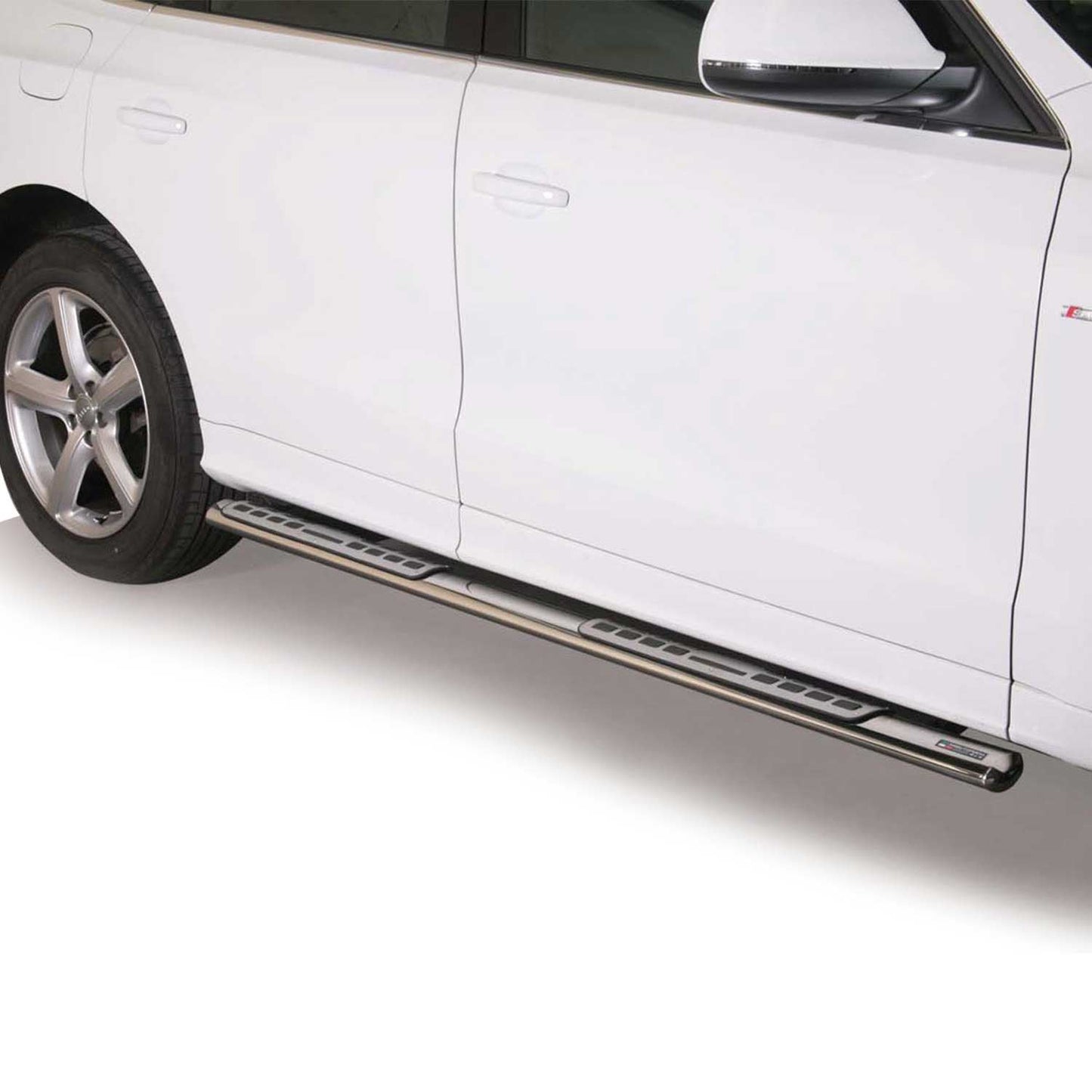 Edelstahl Seitenschweller Schwellerrohre für Iveco Daily ab 2025 L2 Mitte Silber