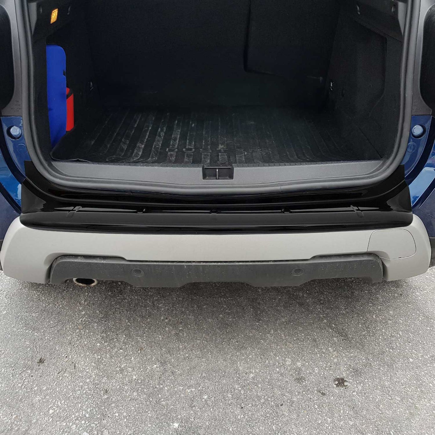 Ladekantenschutz für Dacia Duster 2010-2017 Glanz Schwarz ABS