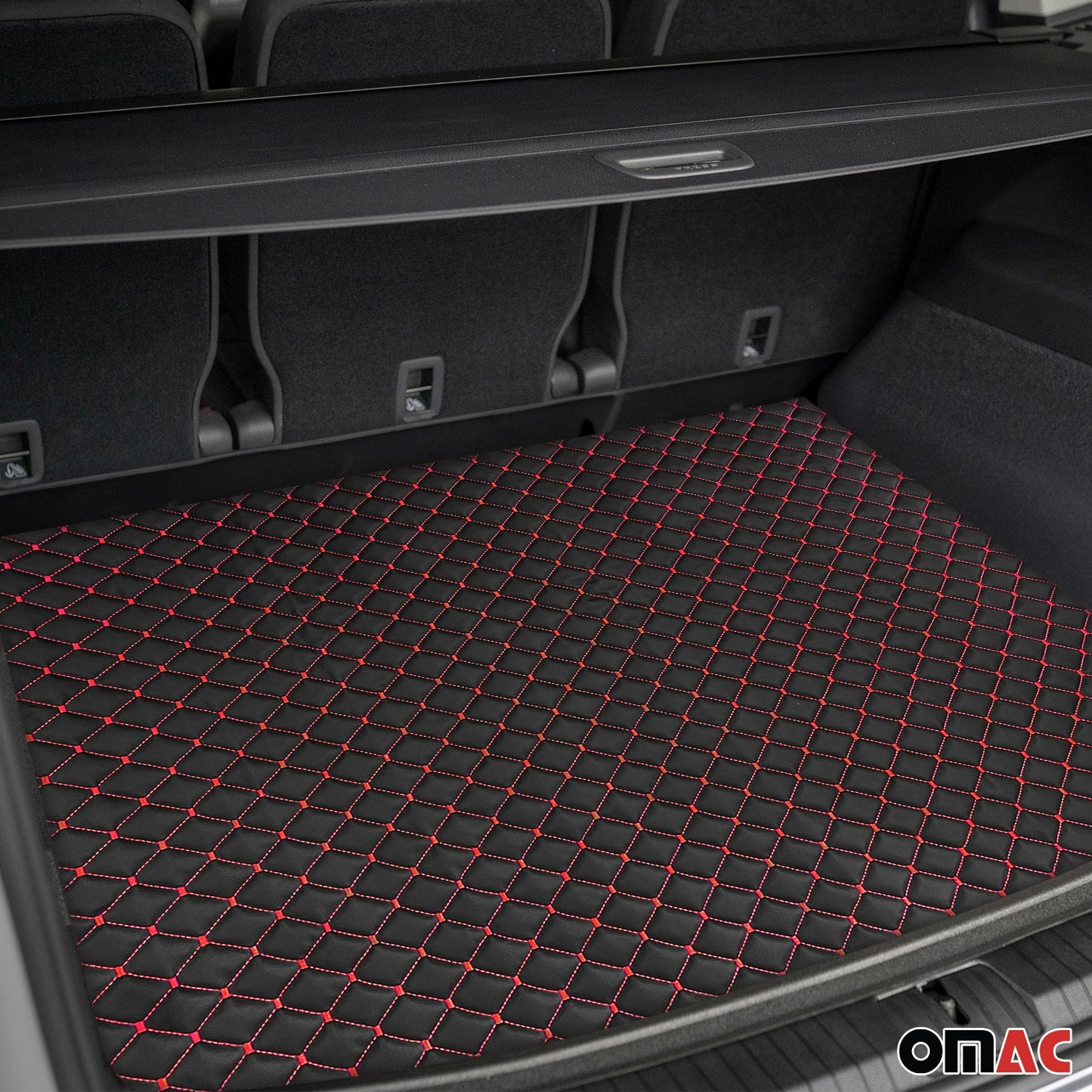 140 cm x 100 cm Tłoczona czarna sztuczna skóra, czerwony ścieg diamentowy, tapicerka samochodowa