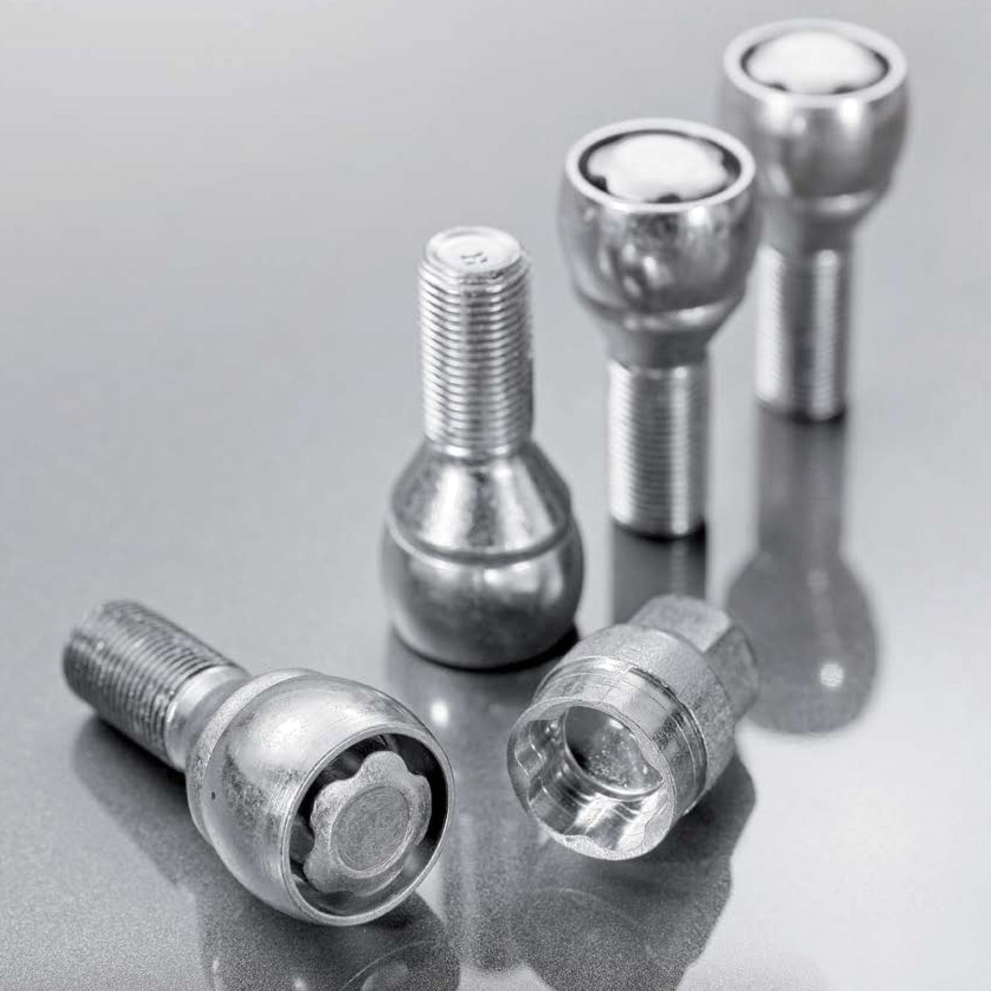 Blocatoare de roți M14 x 1.5 cu scaun sferic pentru Seat Ateca 2016-2020 