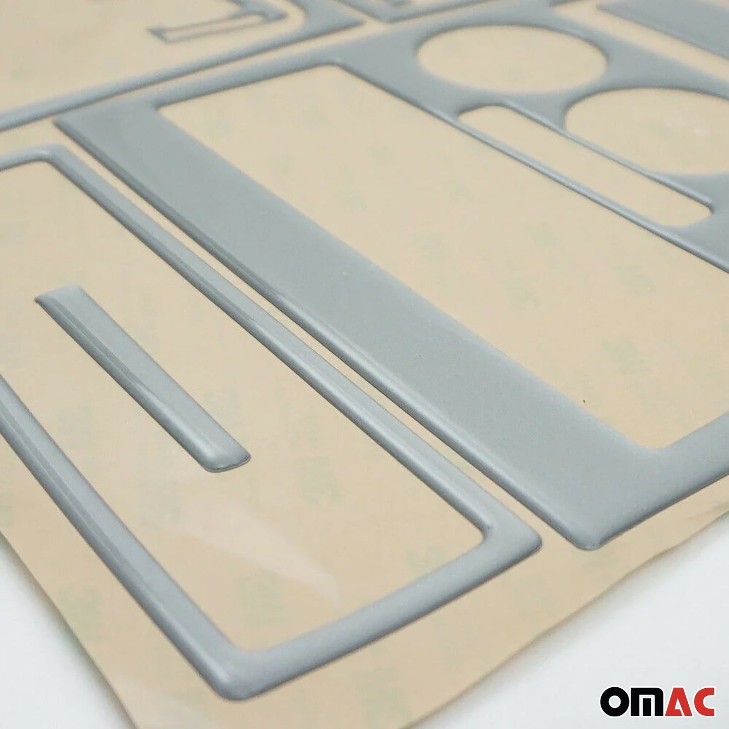 Ornamente interioare cockpit pentru Dacia Logan 2008-2013, aspect aluminiu, 18 piese