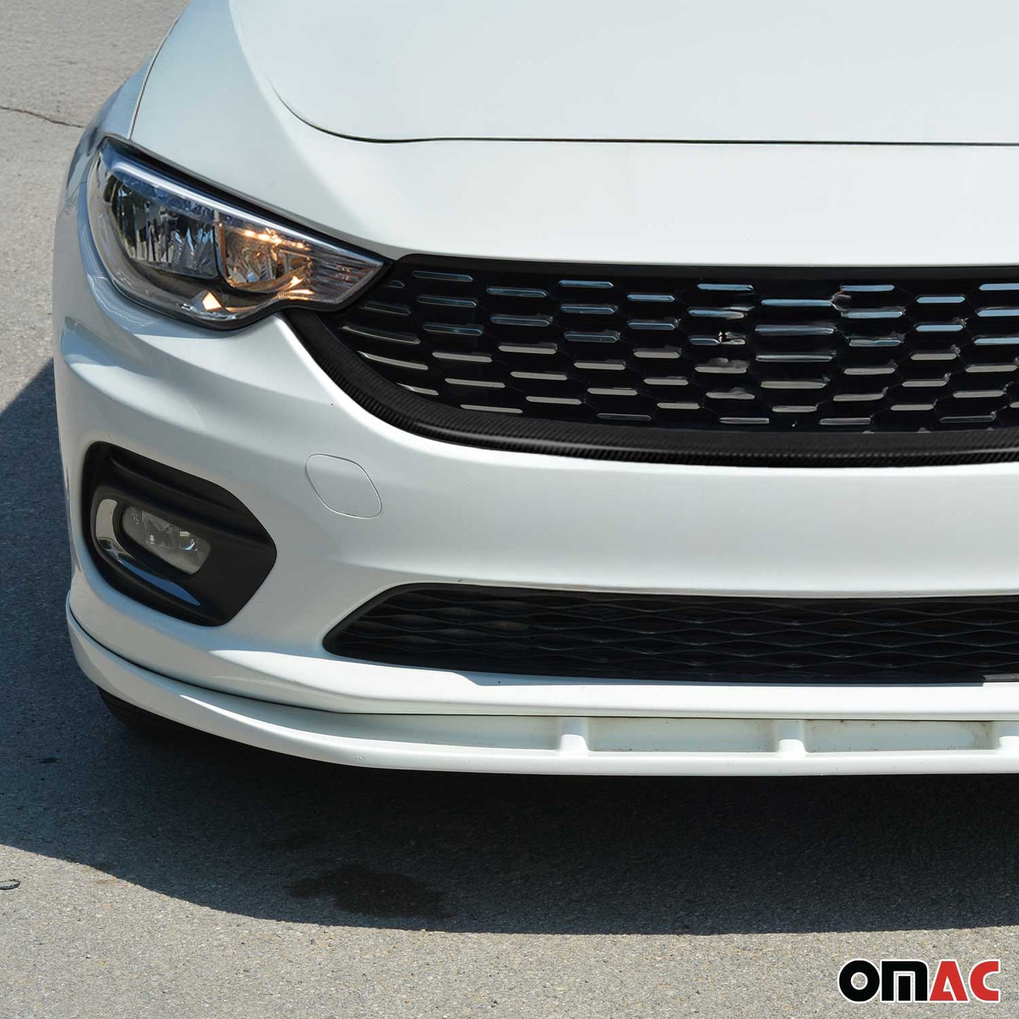 Benzi decorative grilă radiator pentru Fiat Tipo 2015-2025, fibră de carbon, negru, 1 bucată