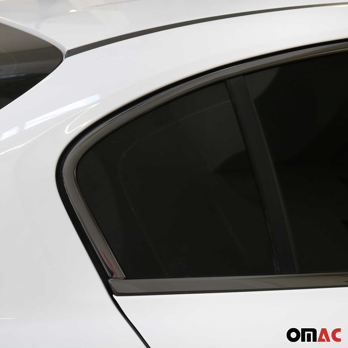 Benzi decorative pentru geamuri Fiat Tipo 2016-2025, oțel inoxidabil, culoare închisă, 8 bucăți