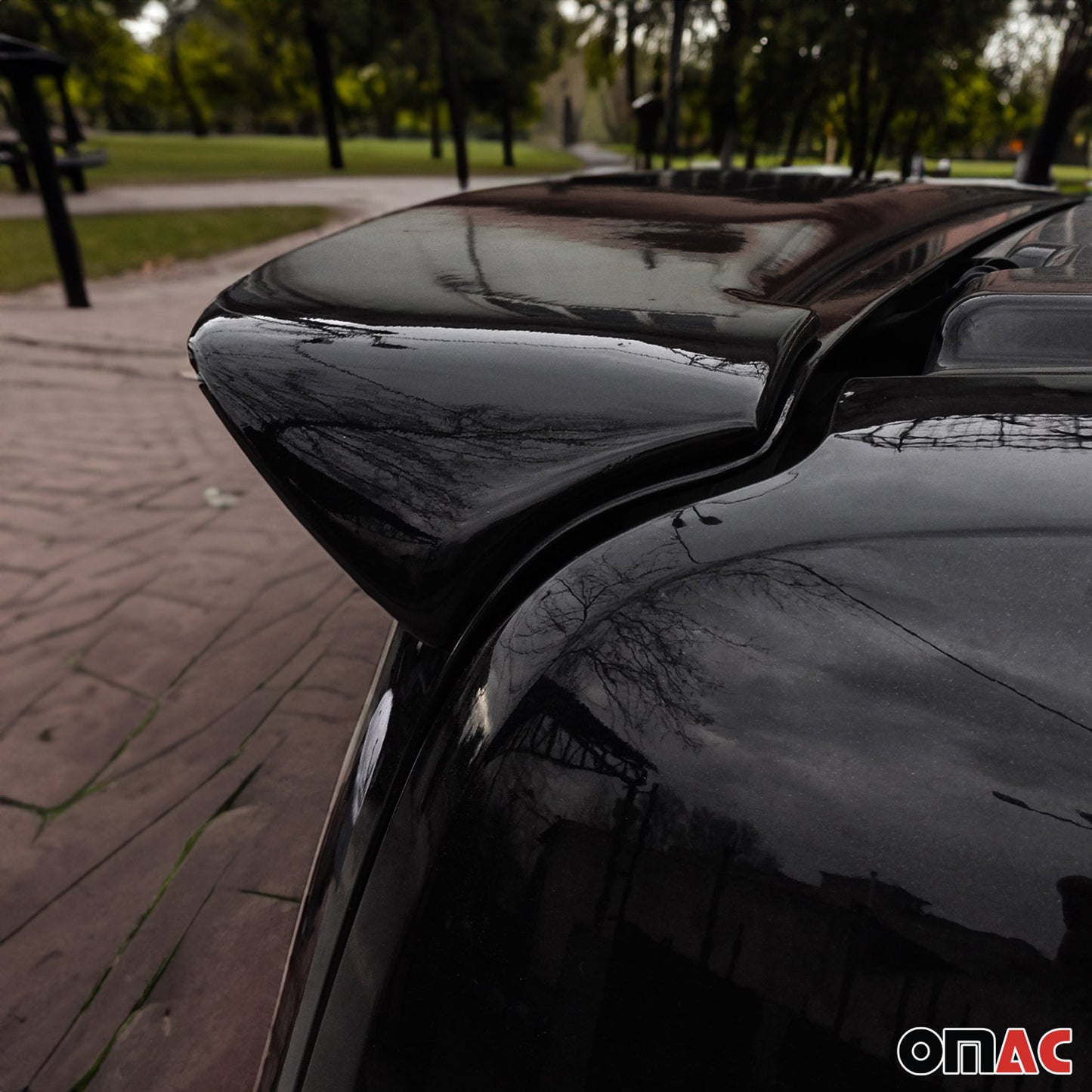 Eleron spate, aripă spate, bordură spate pentru Ford Tourneo Custom 2013-2024, culoare LC9X