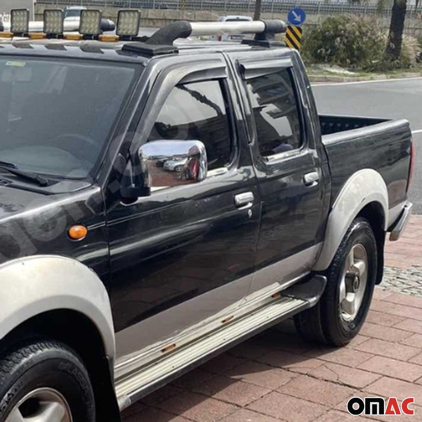 Fensterleisten Zierleisten für Nissan Navara D22 1998-2004 4 trg Edelstahl 4tlg