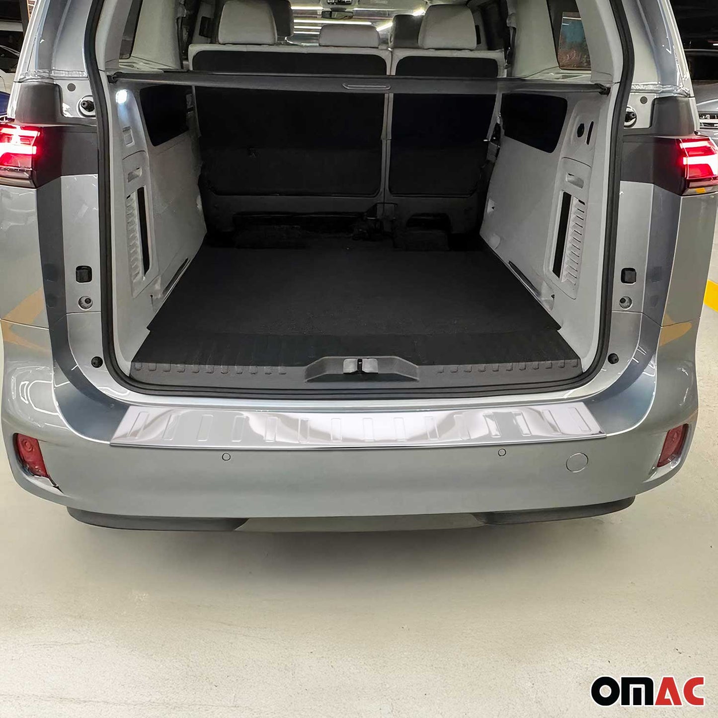 Osłona progu załadunkowego do VW ID. Buzz 2022-2024, stal nierdzewna, wykończenie chromowane