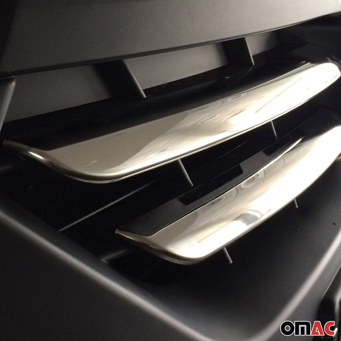 Kühlergrill Leisten Grillleisten für Dacia Lodgy Stepway ab 2012 Chrom Silber 4x