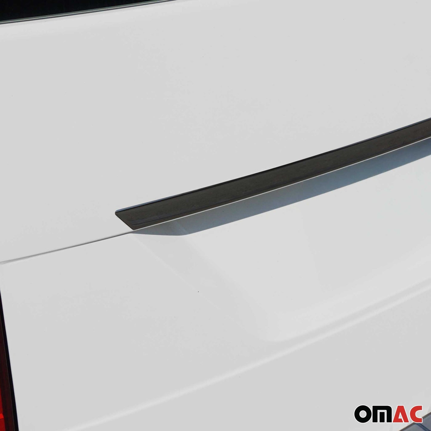 Mâner deschizător portbagaj pentru VW Caddy 2015-2020, oțel inoxidabil, finisaj închis, 1 bucată