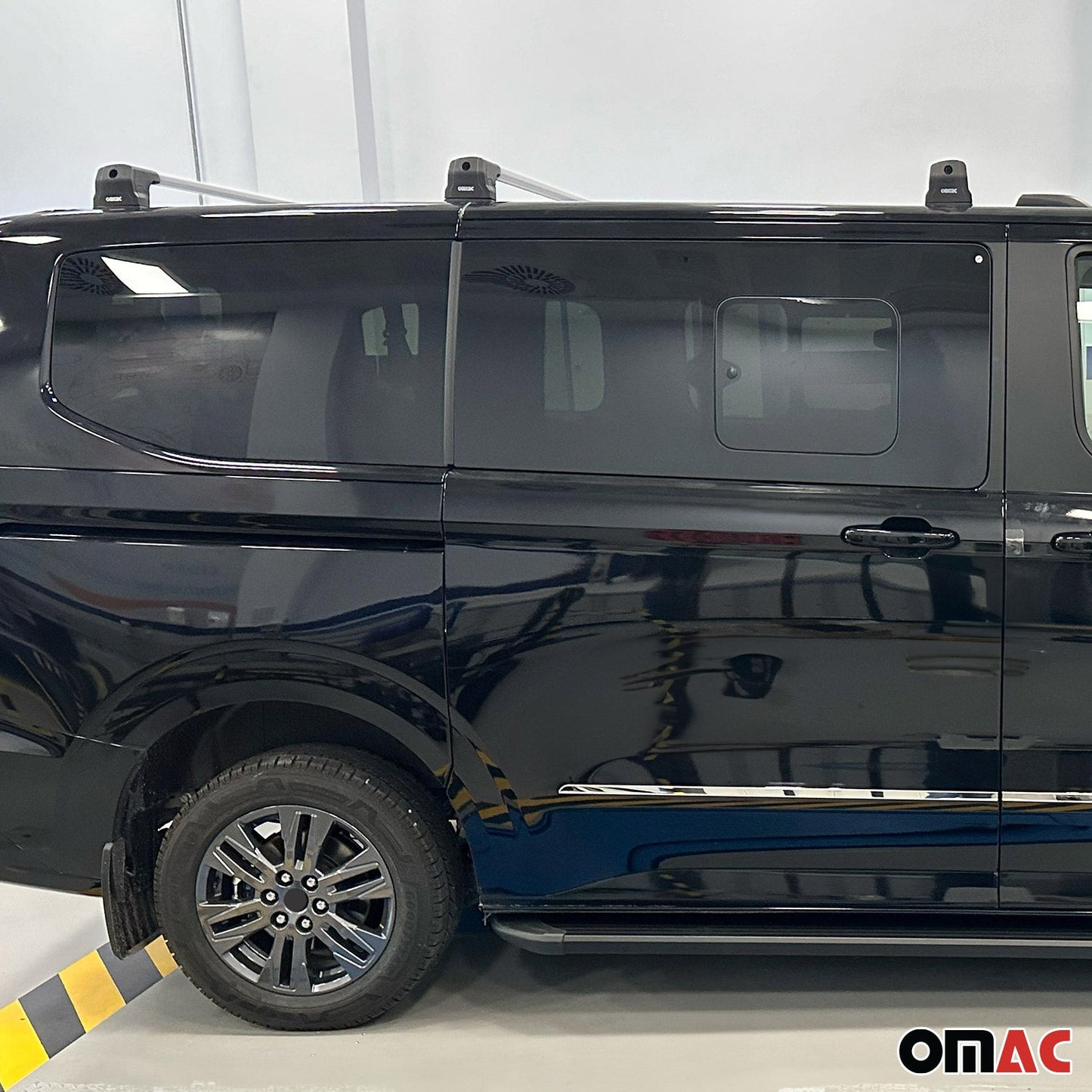 Bară portbagaj plafon pentru Ford Transit Custom / Tourneo Custom 2023-2025, 75 kg, argintiu, set 3 piese