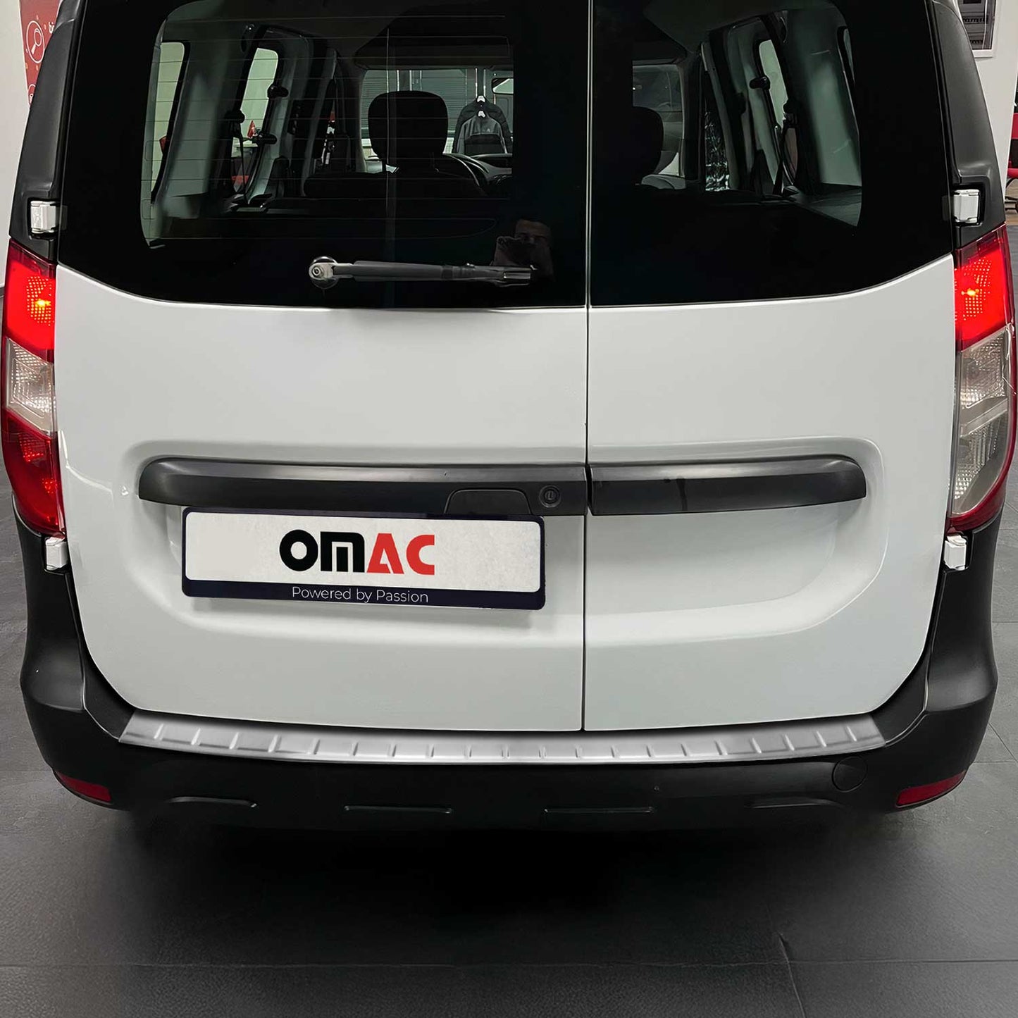 Protecție prag/bară de protecție pentru Renault Express 2021-24, finisaj închis periat