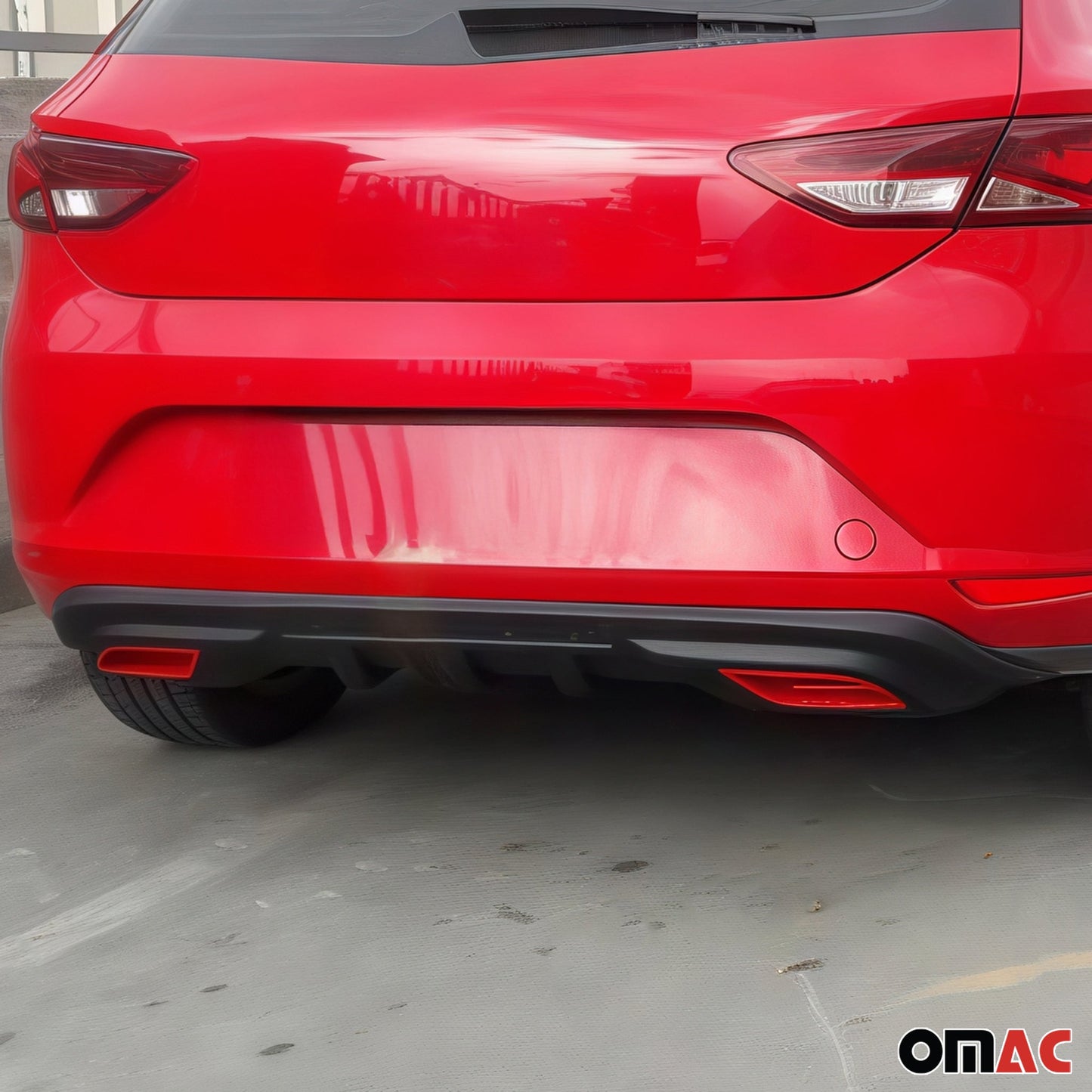 Difuzor spate pentru bara de protecție spate Seat Leon 2012-2020 hatchback, grundit