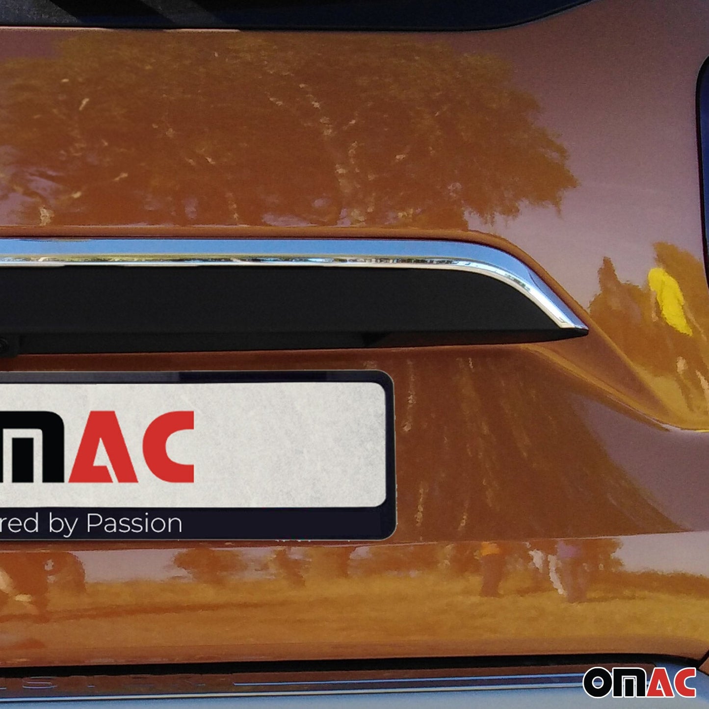 Listwa ozdobna bagażnika do Dacii Duster 2018-2021, stal nierdzewna chromowana